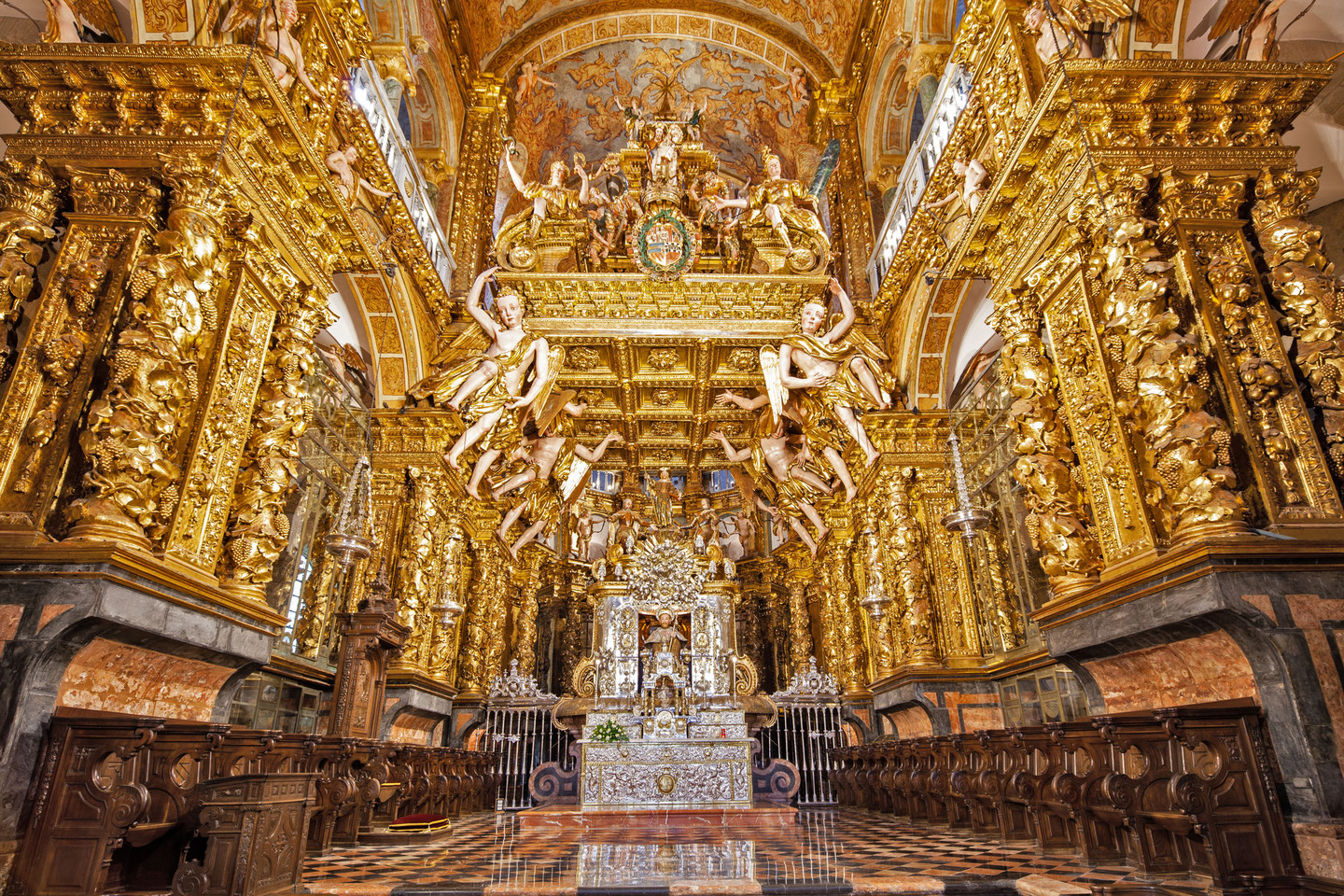 Day 1 - Private Flight to Vigo & Discover Santiago de Compostela